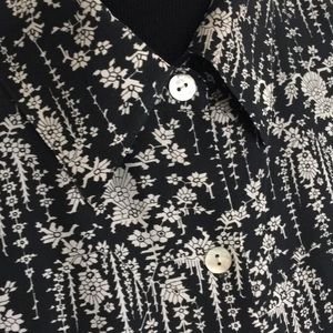 JONATHAN MARTIN • 100% Silk Blouse